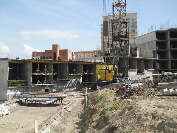 Ход строительства июнь 2013, секции 8, 9