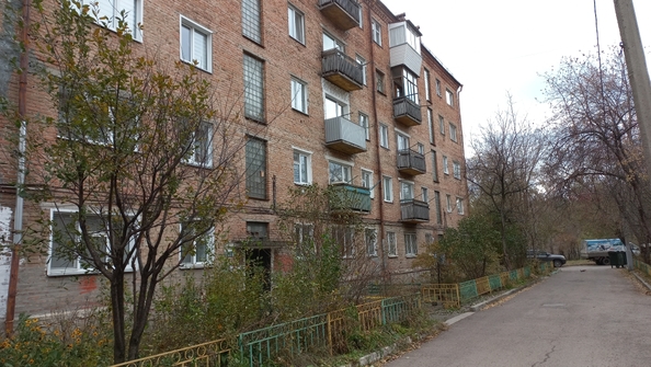 
   Продам 3-комнатную, 56.6 м², Киренского ул, 7

. Фото 13.