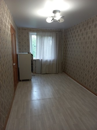 
   Продам 3-комнатную, 56 м², Новгородская ул, 12

. Фото 2.