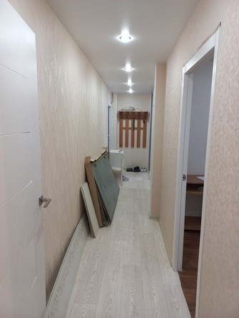 
   Продам 3-комнатную, 56 м², Новгородская ул, 12

. Фото 3.