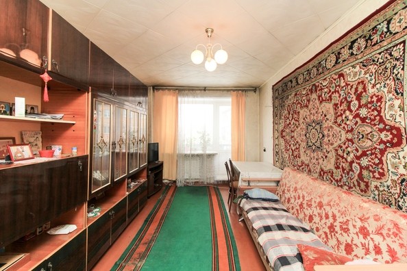 
   Продам 4-комнатную, 59 м², Калинина ул, 80Б

. Фото 1.