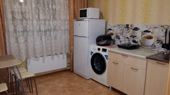 
  Сдам посуточно в аренду 2-комнатную квартиру, 52 м², Лесосибирск

. Фото 6.