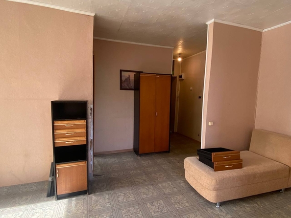 
   Продам 1-комнатную, 31 м², Красноярский Рабочий пр-кт, 82а

. Фото 3.