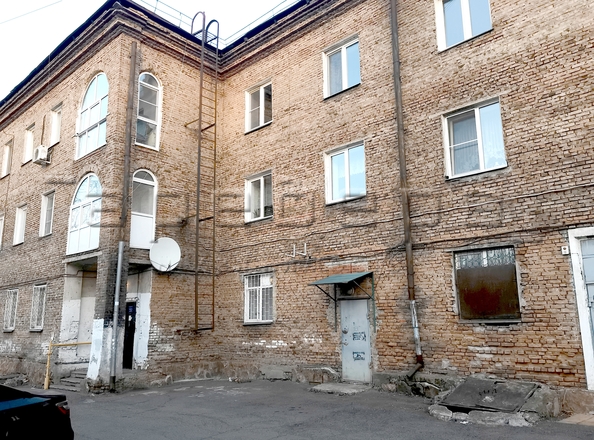 
   Продам 4-комнатную, 95 м², Калинина ул, 5Б

. Фото 18.