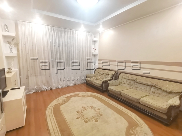 
   Продам 4-комнатную, 95 м², Калинина ул, 5Б

. Фото 6.