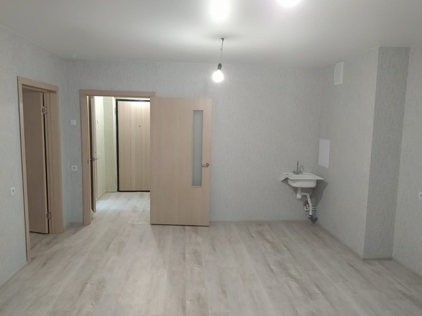 
   Продам 2-комнатную, 50.5 м², Сады ул, 1в

. Фото 1.