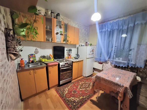 
   Продам 3-комнатную, 67.5 м², 60 лет Октября ул, 59а

. Фото 13.