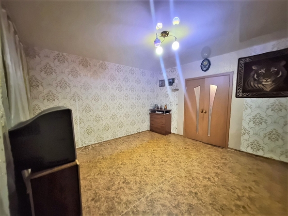 
   Продам 3-комнатную, 67.5 м², 60 лет Октября ул, 59а

. Фото 16.