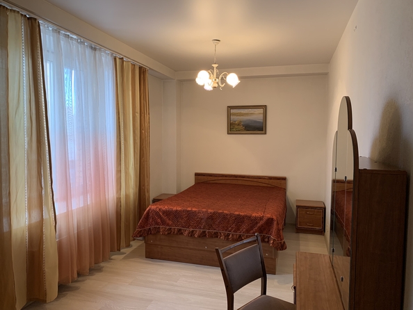 
  Сдам в аренду 2-комнатную квартиру, 60 м², Красноярск

. Фото 7.