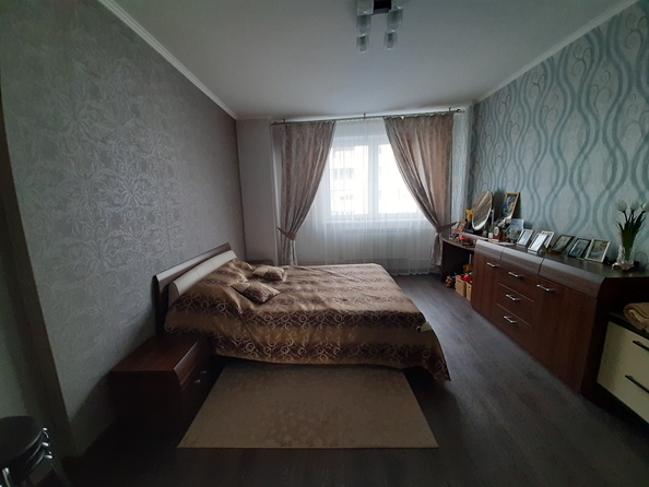 
   Продам 2-комнатную, 82.4 м², Краснодарская ул, 8

. Фото 6.