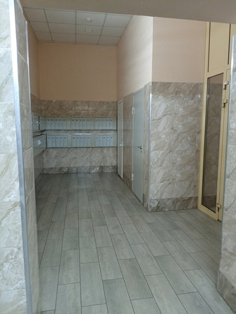 
   Продам 1-комнатную, 41 м², Алексеева ул, 51

. Фото 14.