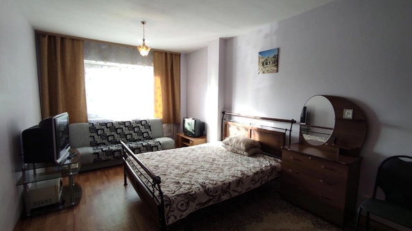 
  Сдам посуточно в аренду 2-комнатную квартиру, 68 м², Красноярск

. Фото 8.