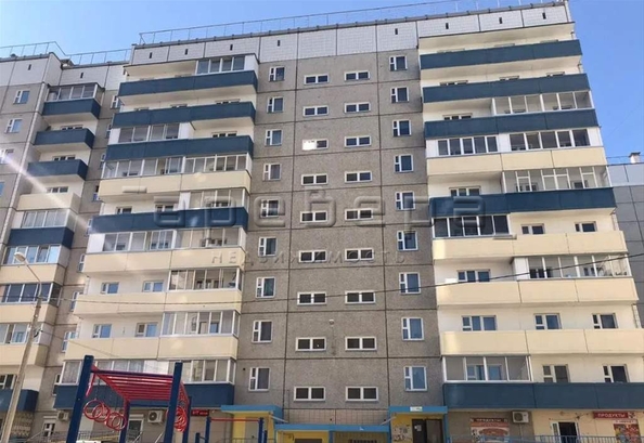 
   Продам 2-комнатную, 57.2 м², 60 лет образования СССР пр-кт, 38и

. Фото 1.