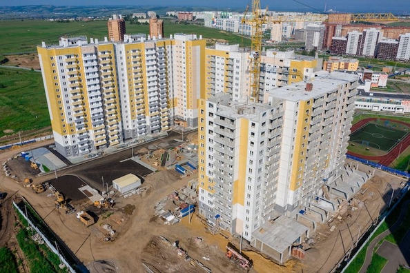 
   Продам 1-комнатную, 41.68 м², Светлова ул, 42

. Фото 3.