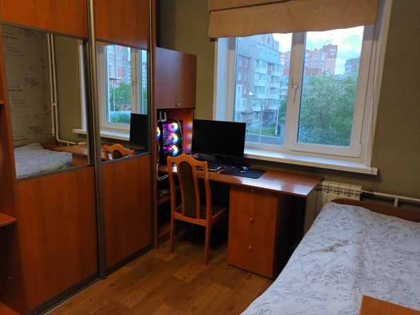 
   Продам 4-комнатную, 82 м², Взлетная ул, 36

. Фото 12.