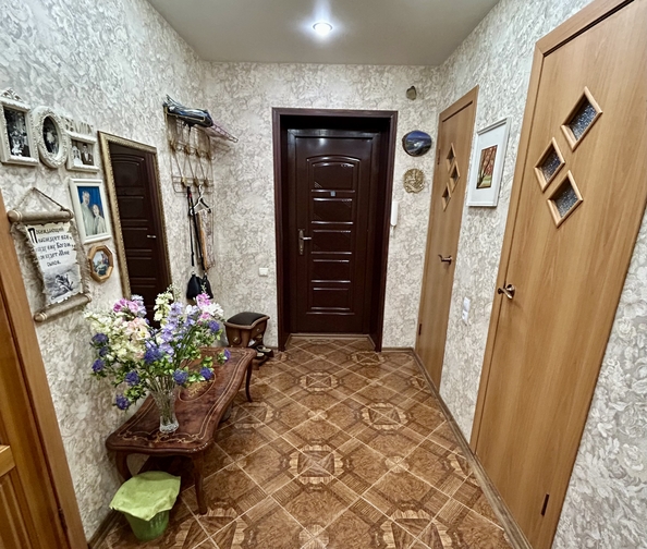 
   Продам 2-комнатную, 49.4 м², Менжинского ул, 14Б

. Фото 18.