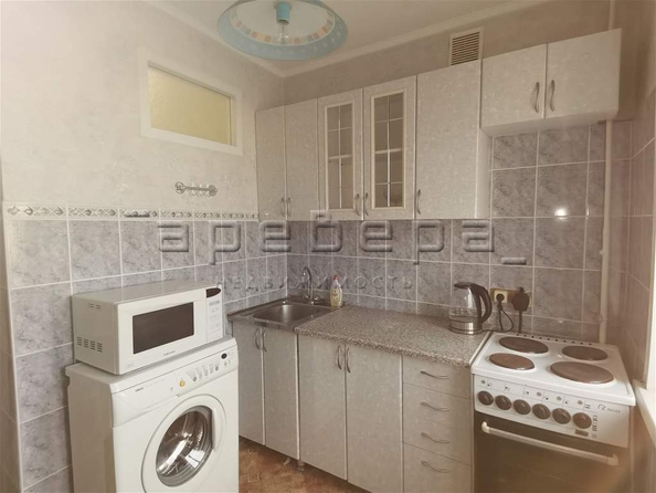 
   Продам 3-комнатную, 51.8 м², Аэровокзальная ул, 8з

. Фото 2.