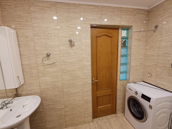 
   Продам 2-комнатную, 54 м², Ломоносова ул, 18

. Фото 9.