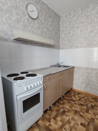 
  Сдам в аренду 1-комнатную квартиру, 32 м², Красноярск

. Фото 2.