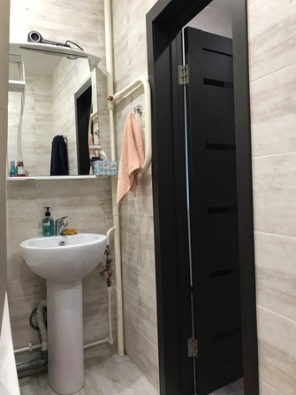 
   Продам 1-комнатную, 33 м², Карамзина ул, 20

. Фото 10.