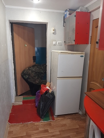 
  Сдам в аренду 1-комнатную квартиру, 14 м², Красноярск

. Фото 2.