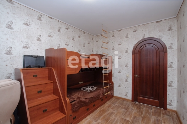 
   Продам 3-комнатную, 79.8 м², Водопьянова ул, 2

. Фото 11.