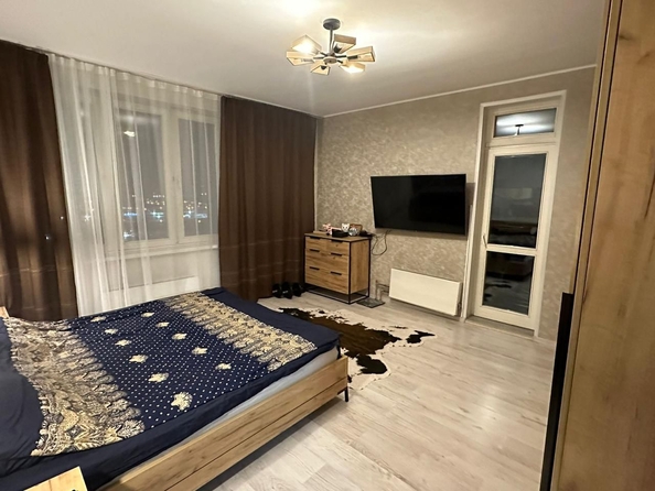 
   Продам 2-комнатную, 60 м², 9 Мая ул, 83

. Фото 5.