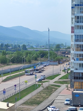 
  Сдам в аренду студию, 38 м², Красноярск

. Фото 2.