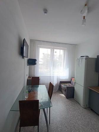 
  Сдается 2-комн. квартира, 46.8 м², Лесников ул
. Фото 2.