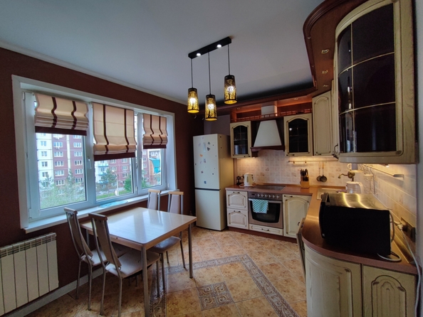 
  Сдается 3-комн. квартира, 86 м², Ботаническая ул
. Фото 1.