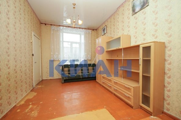 
  Продам 3-комн. квартиру, 80 м², Малиновского ул, д. 8
. Фото 10.