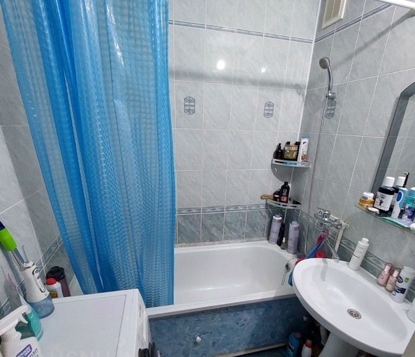 
  Сдам 2-комн. квартиру, 56 м², Комсомольская ул, д. 30
. Фото 5.