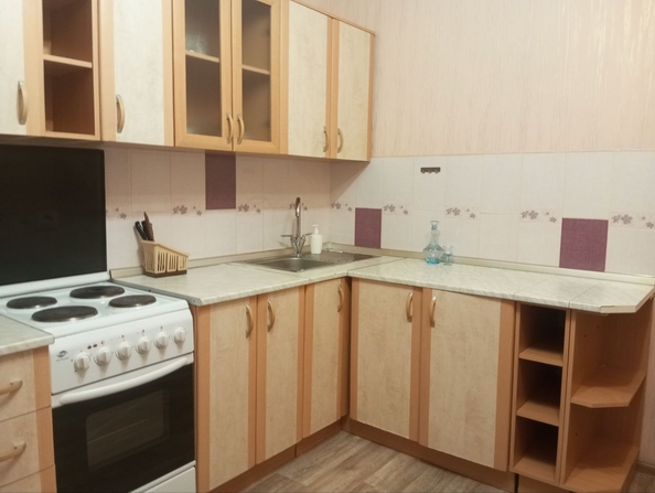 
  Сдам 1-комн. квартиру, 46 м², Алексеева ул, д. 24/1
. Фото 12.