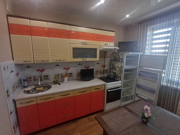 
  Сдам 1-комн. квартиру, 41 м², Лиственная ул, д. 23
. Фото 2.