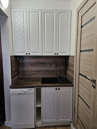 
  Продается 1-комн. квартира, 41 м², Линейная ул, д. 76
. Фото 5.