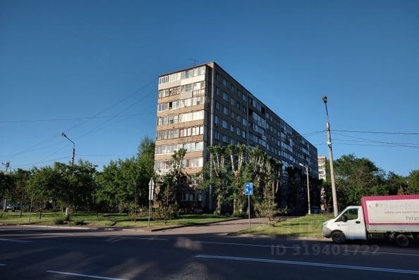
  Продам 3-комн. квартиру, 81 м², Семафорная ул, д. 249
. Фото 1.