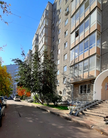 
  Продам 3-комн. квартиру, 71 м², Алексеева ул, д. 25
. Фото 3.