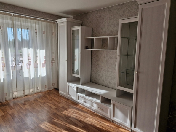 
  Сдам 1-комн. квартиру, 43 м², Калинина ул, д. 185
. Фото 4.