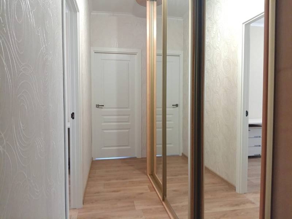 
  Продам 3-комнатный апартамент 90 м², в ЖК Золотое сечение, дом 1. Фото 4.