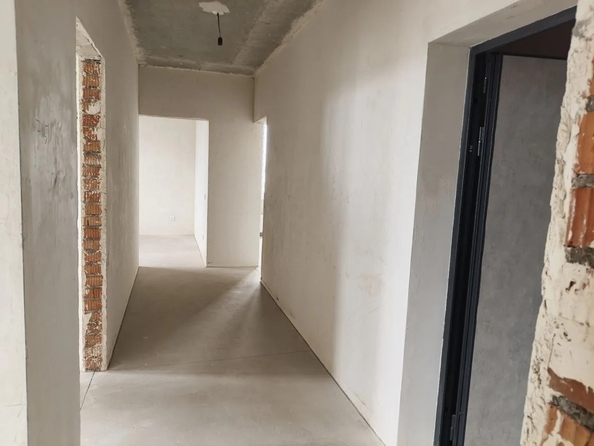 
  Продается 3-комн. квартира 64 м², в ЖК Кедр, дом 2. Фото 2.