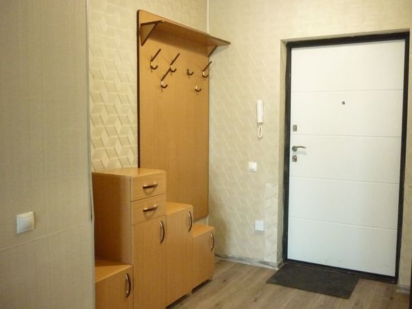 
  Продам 2-комнатный апартамент 50 м², в ЖК Золотое сечение, дом 1. Фото 9.