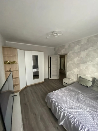 
  Продам 2-комнатный апартамент 50 м², в ЖК Золотое сечение, дом 1. Фото 11.