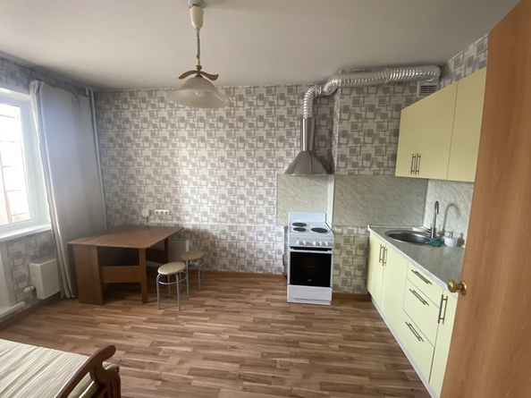 
  Сдам 1-комн. квартиру 38.5 м². Фото 3.