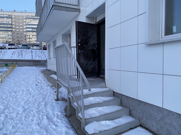 
  Сдам универсальное помещение 100 м², в ЖК Солнечный, 3 мкр 7 квартал дом 7. Фото 1.