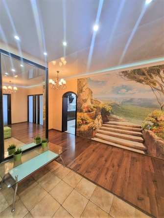 
  Продам 3-комн. квартиру 142 м². Фото 30.