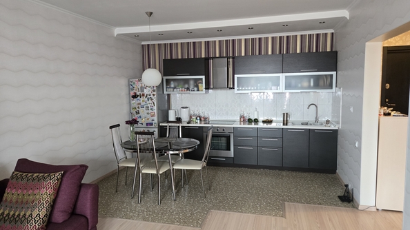 
  Продам 2-комн. квартиру 54.3 м². Фото 4.