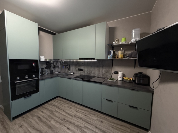 
  Продам 3-комн. квартиру 82.5 м², в ЖК Южный берег, дом 18. Фото 7.