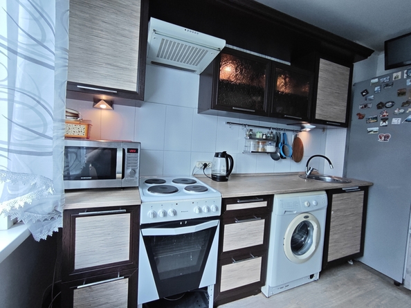 
  Продам 3-комн. квартиру 59.5 м². Фото 1.
