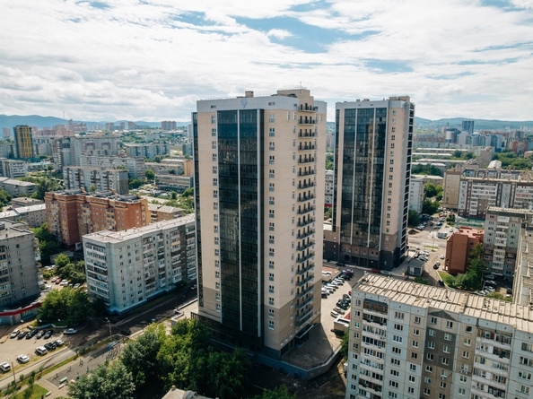
  Продается 3-комн. квартира 113.3 м², в ЖК Кристалл, корпус 2. Фото 2.