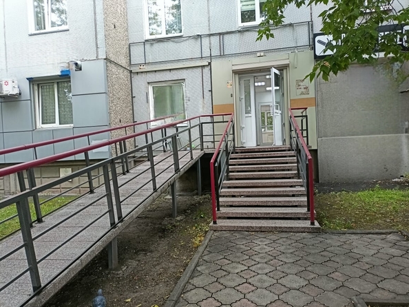 
  Сдается офис 82.7 м². Фото 1.